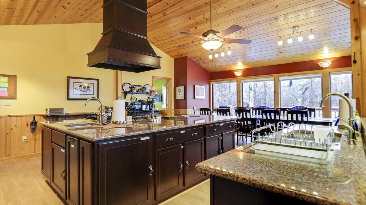 Photo of Kitchen in Timberline