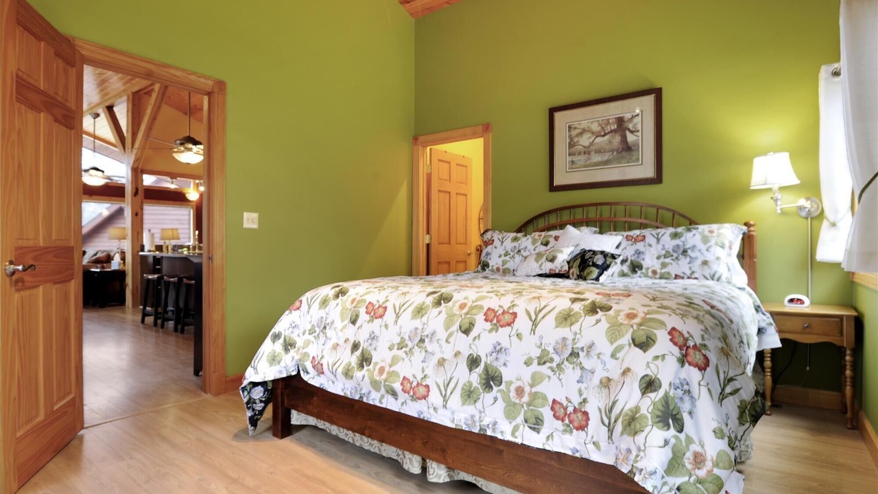 Photo of Bedroom in Timberline