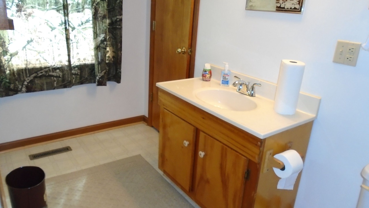 Photo of Bathroom in Marion