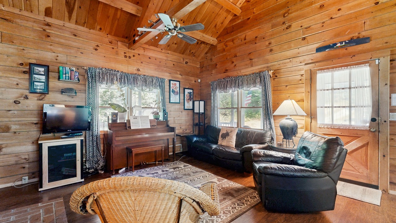 Photo of Livingroom in Easton