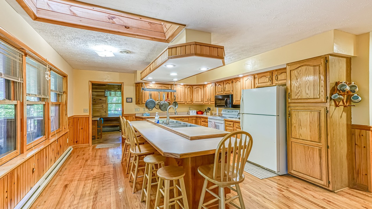 Photo of Kitchen in McHenry