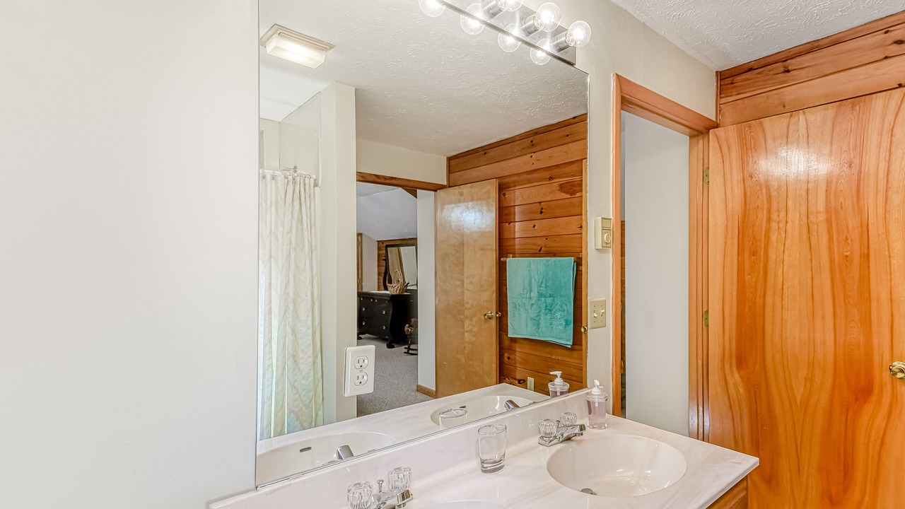 Photo of Bathroom in McHenry