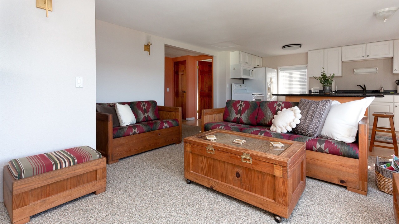 Photo of Livingroom in Conesus