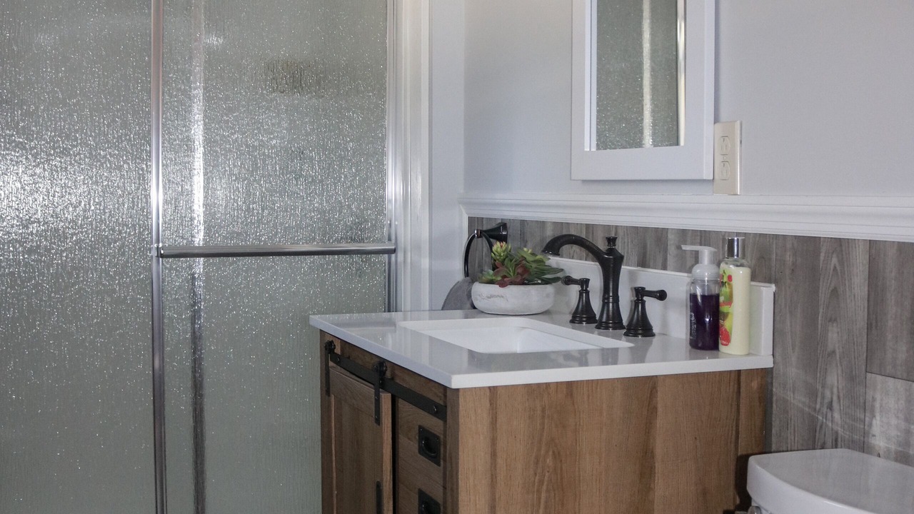 Photo of Bathroom in Rock Stream
