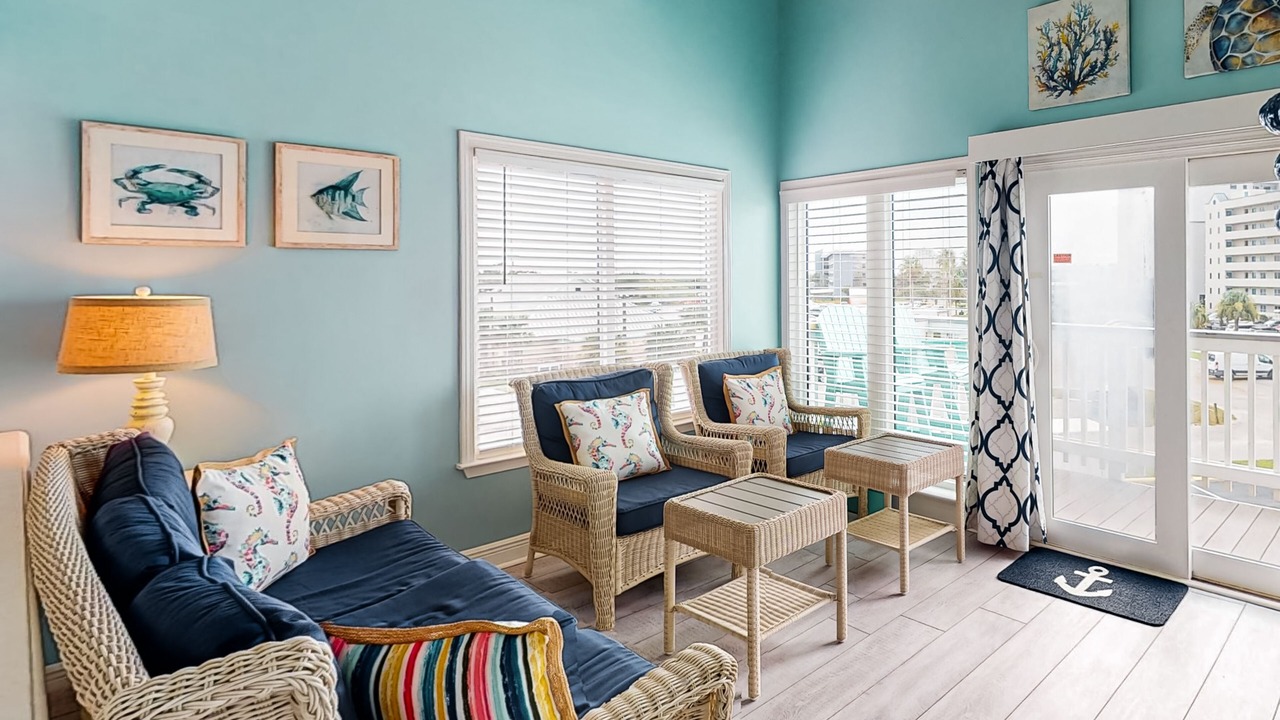 Photo of Livingroom in Fort Morgan
