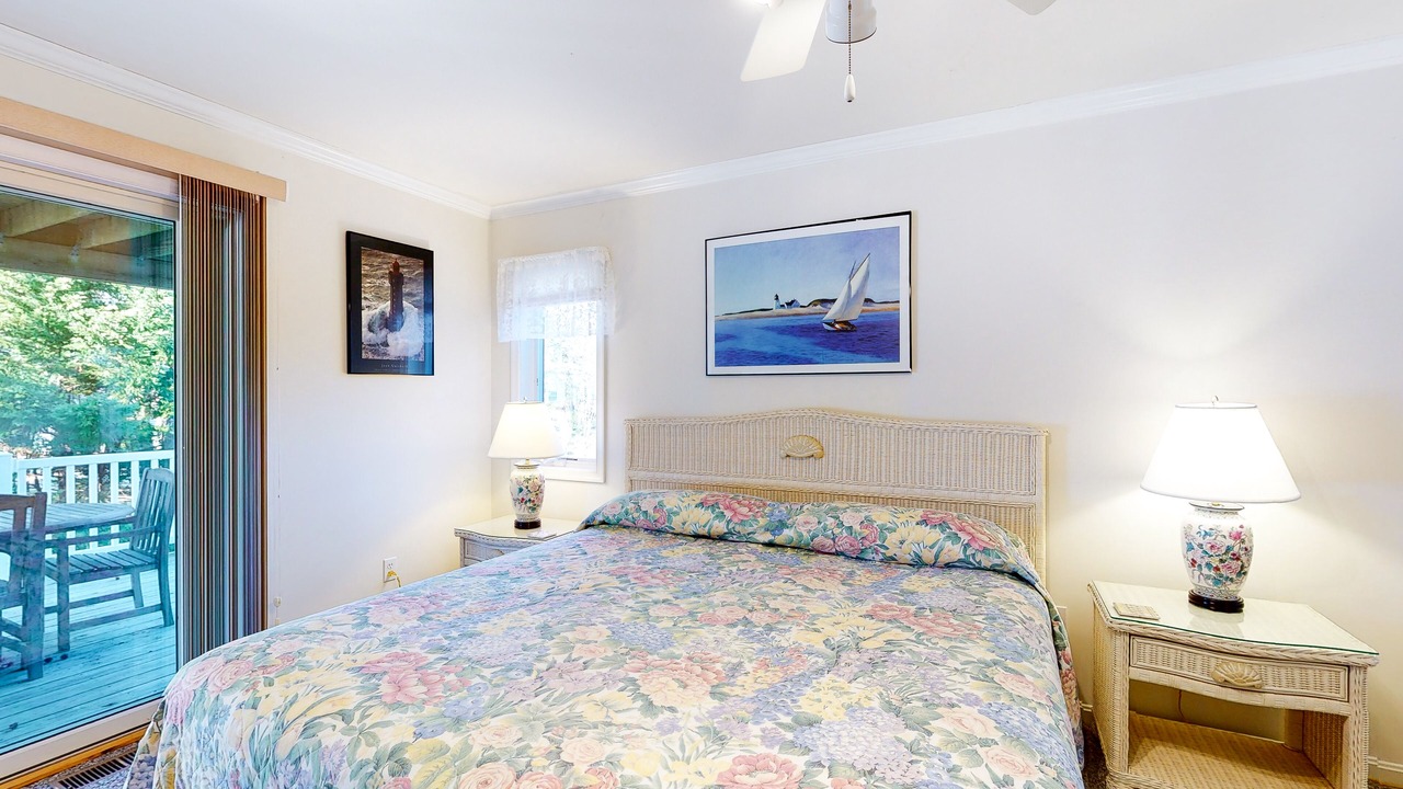 Photo of Bedroom in Caine Woods