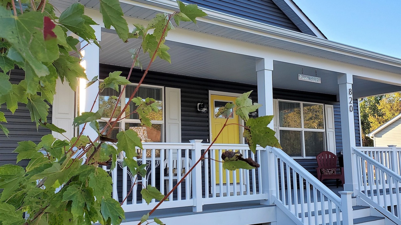 Photo of Outdoor in Issue