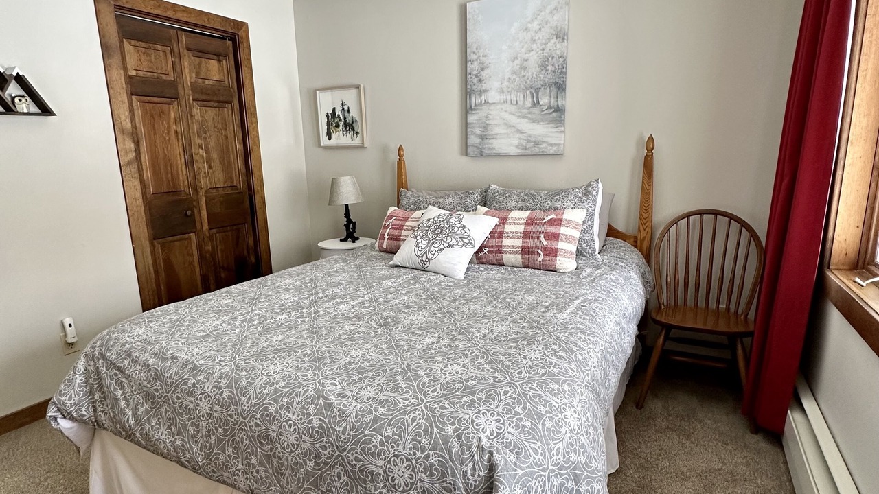 Photo of Bedroom in Central Vermont- Killington