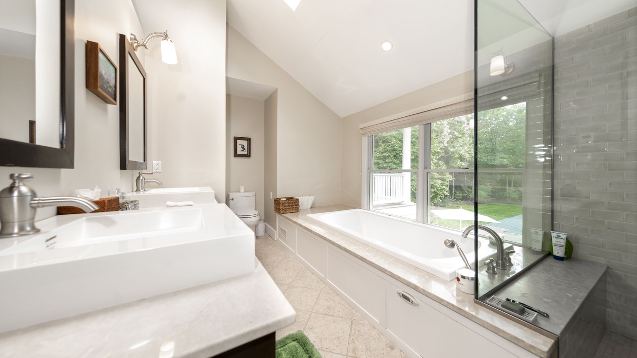 Photo of Bathroom in Water Mill