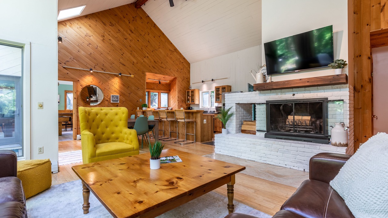 Photo of Livingroom in Stratton Mountain