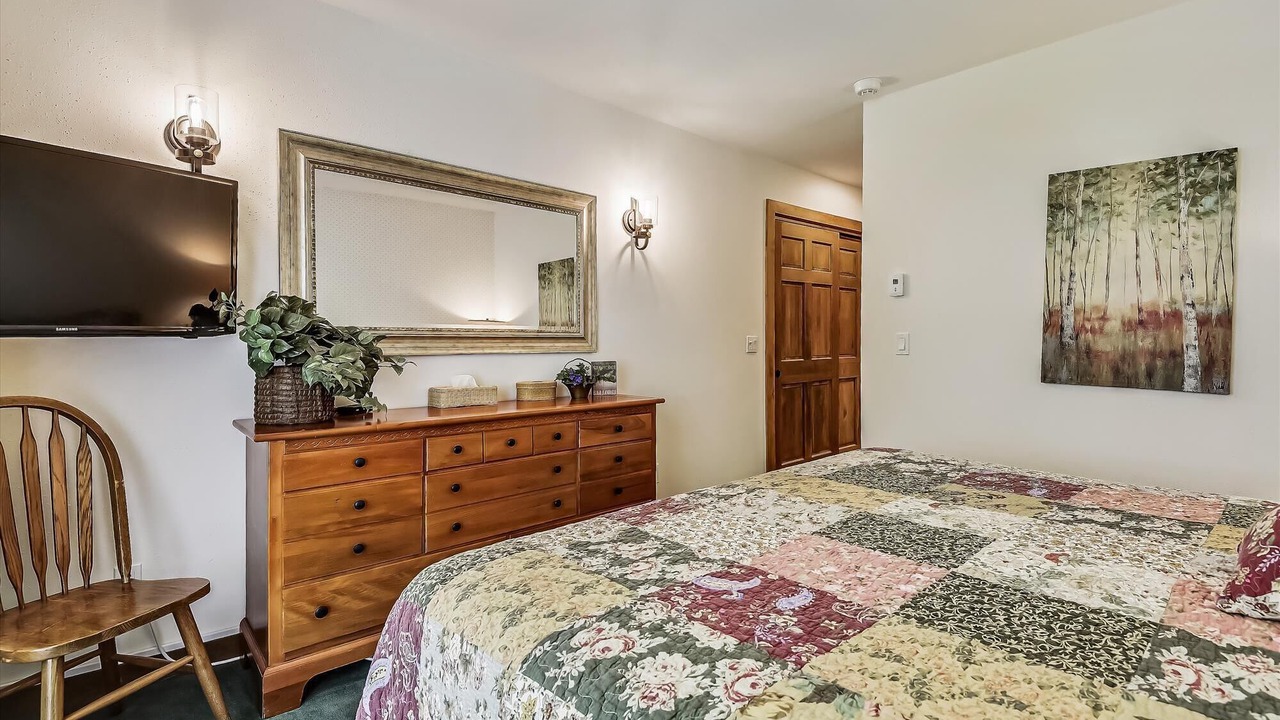 Photo of Bedroom in Central Vermont- Killington