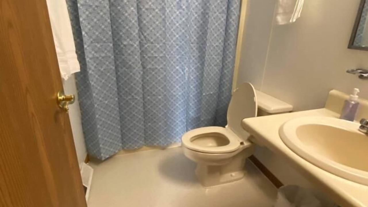 Photo of Bathroom in Dryfork