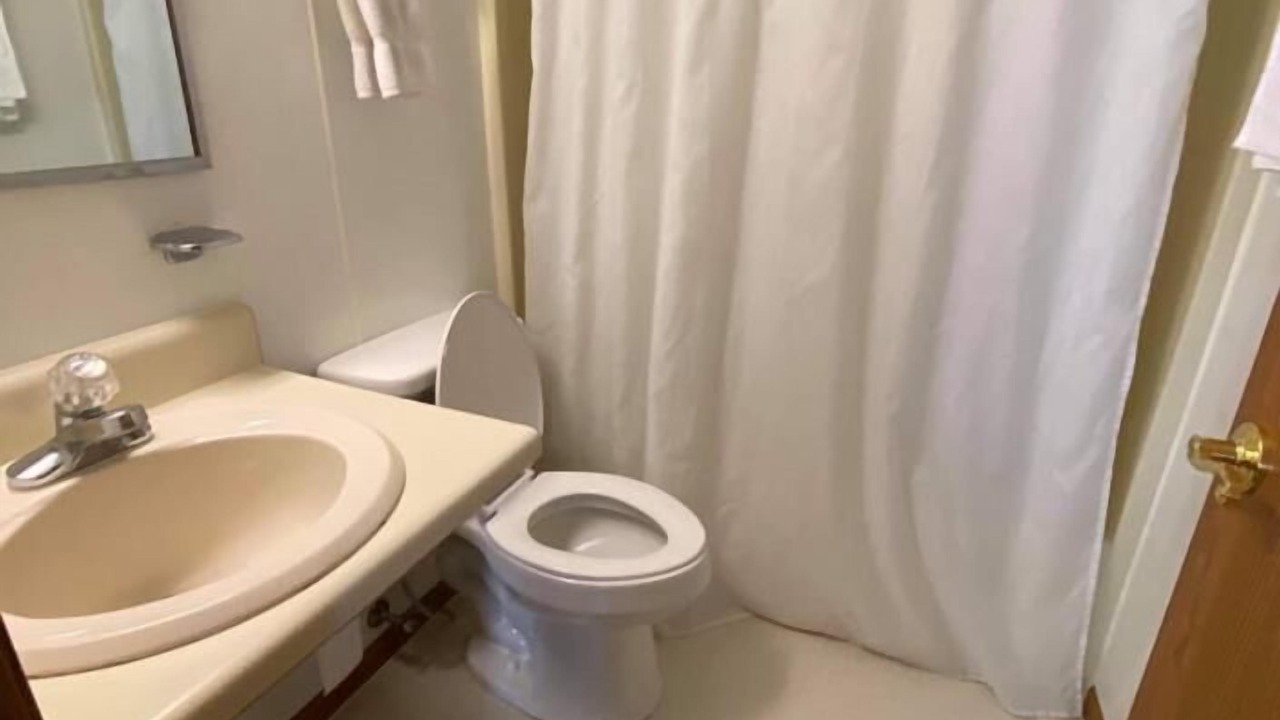Photo of Bathroom in Dryfork