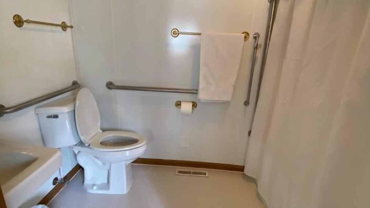 Photo of Bathroom in Dryfork