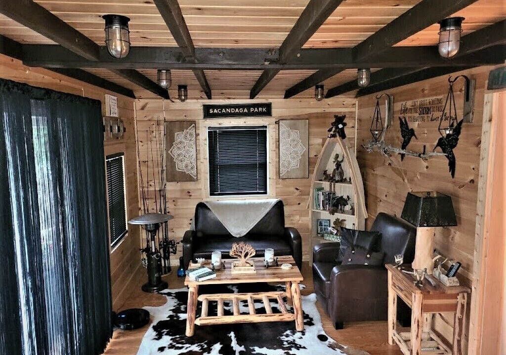 Photo of Livingroom in Northville