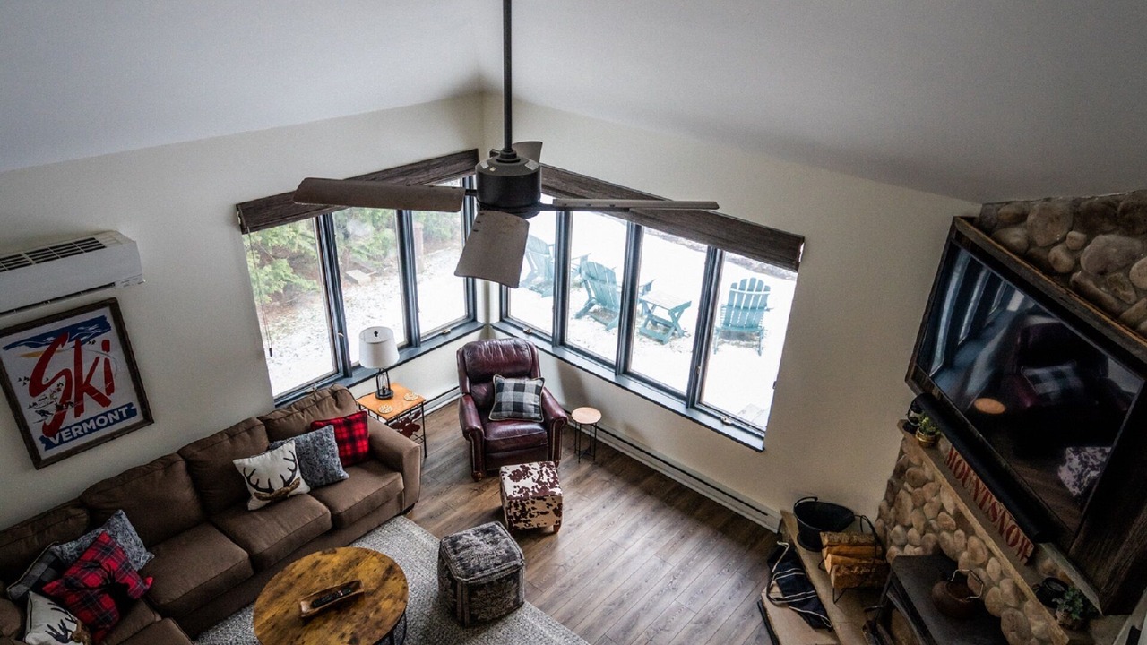 Photo of Livingroom in West Dover