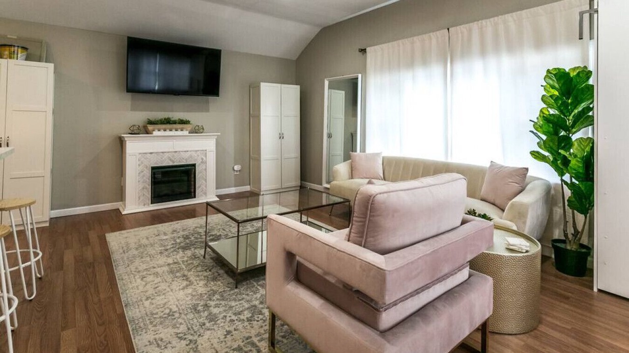 Photo of Livingroom in Sylvan Beach