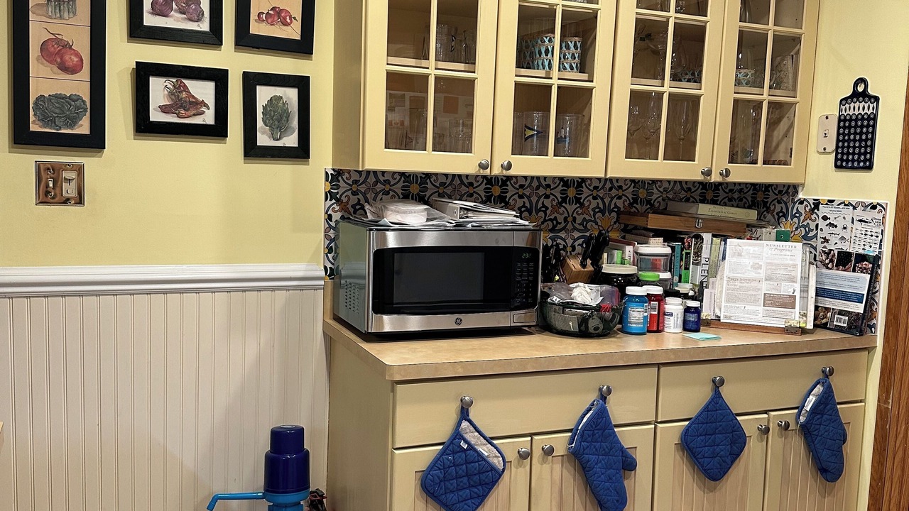Photo of Kitchen in Village of Southampton