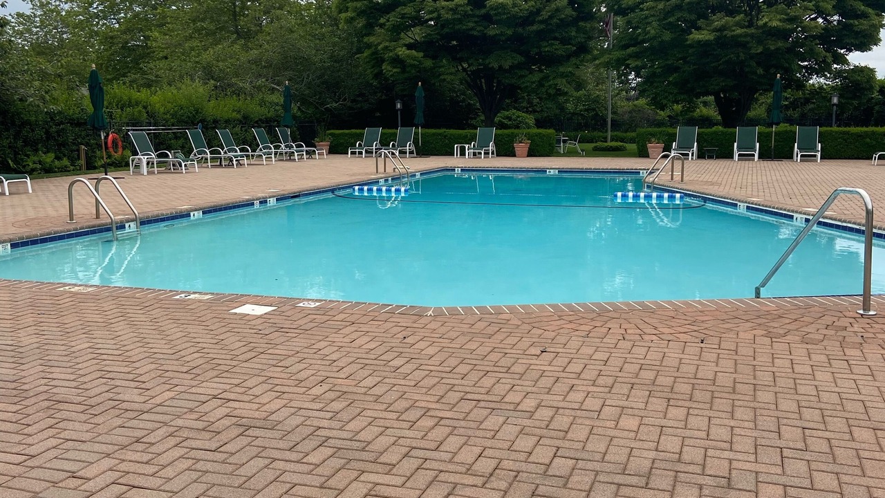 Photo of Outdoor in Village of Southampton