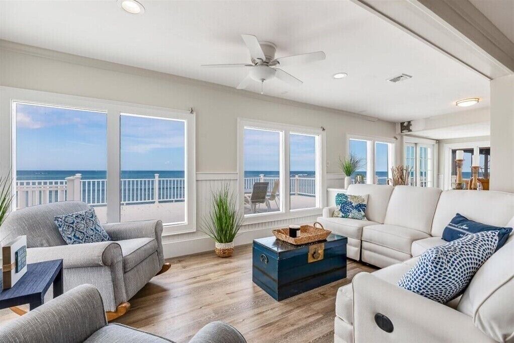 Photo of Livingroom in Scituate