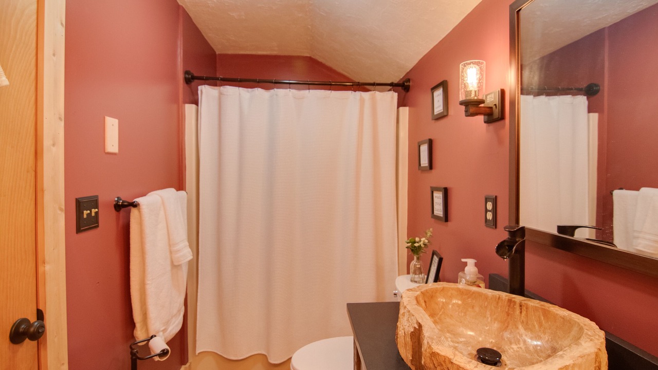 Photo of Bathroom in Thornton
