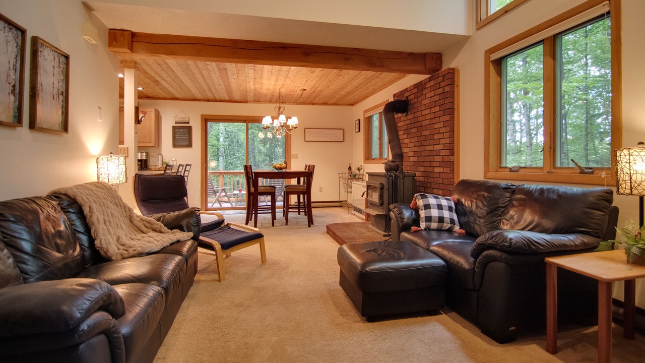 Photo of Livingroom in Thornton