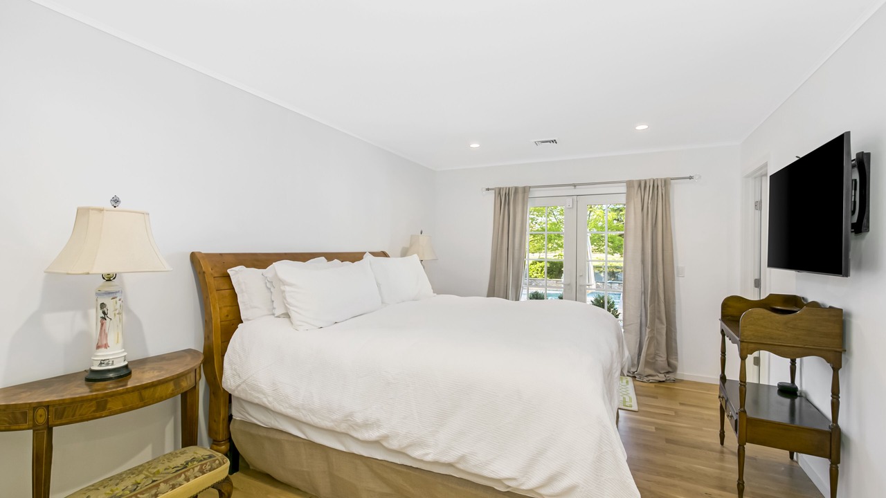 Photo of Bedroom in Westhampton Beach