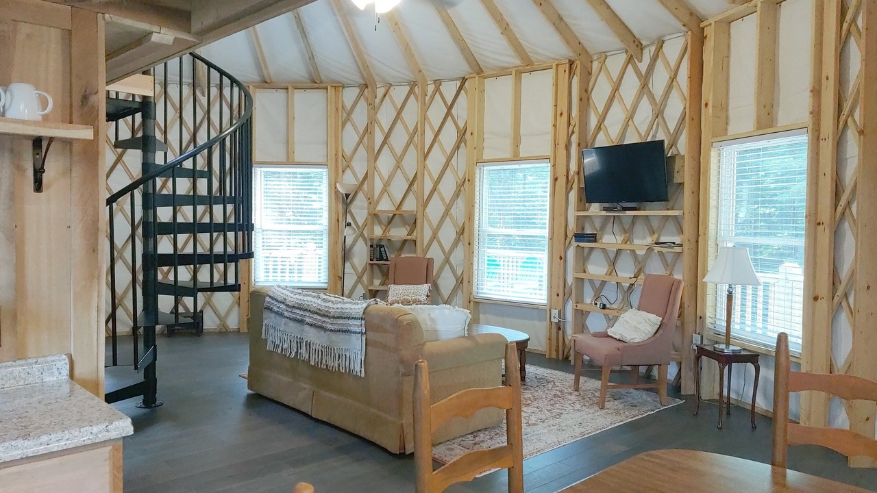 Photo of Livingroom in Glen Lyn