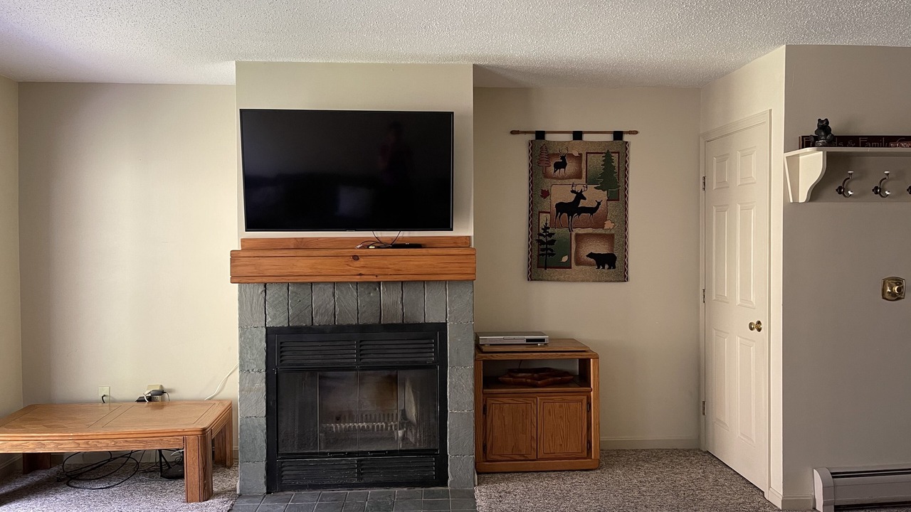 Photo of Livingroom in East Burke