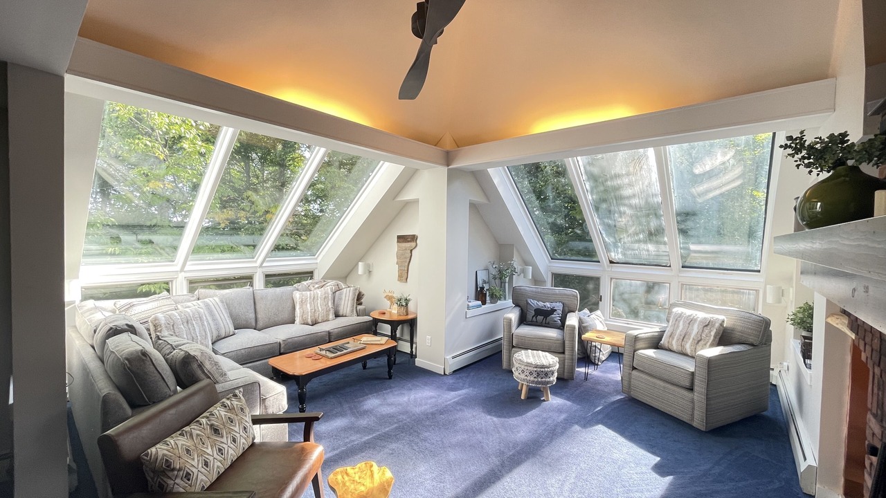Photo of Livingroom in Central Vermont- Killington