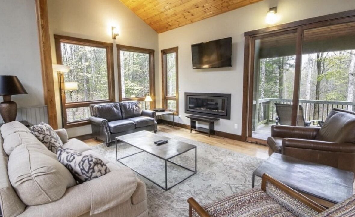 Photo of Livingroom in Victor