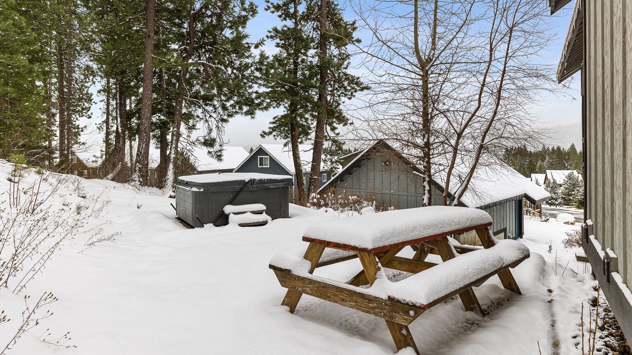 Photo of Outdoor in Ronald