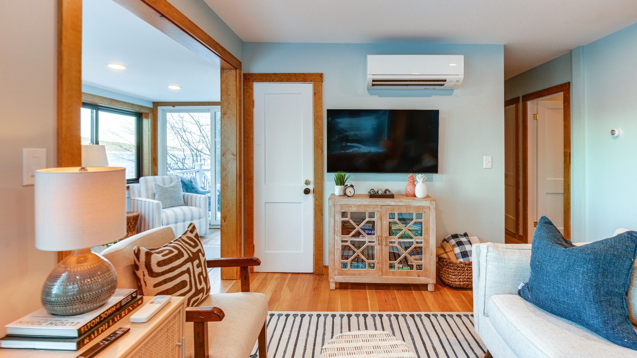 Photo of Livingroom in West Alton