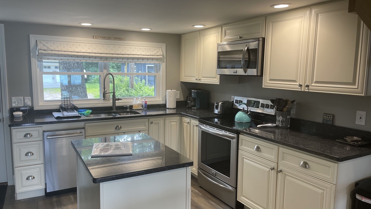 Photo of Kitchen in Raymond