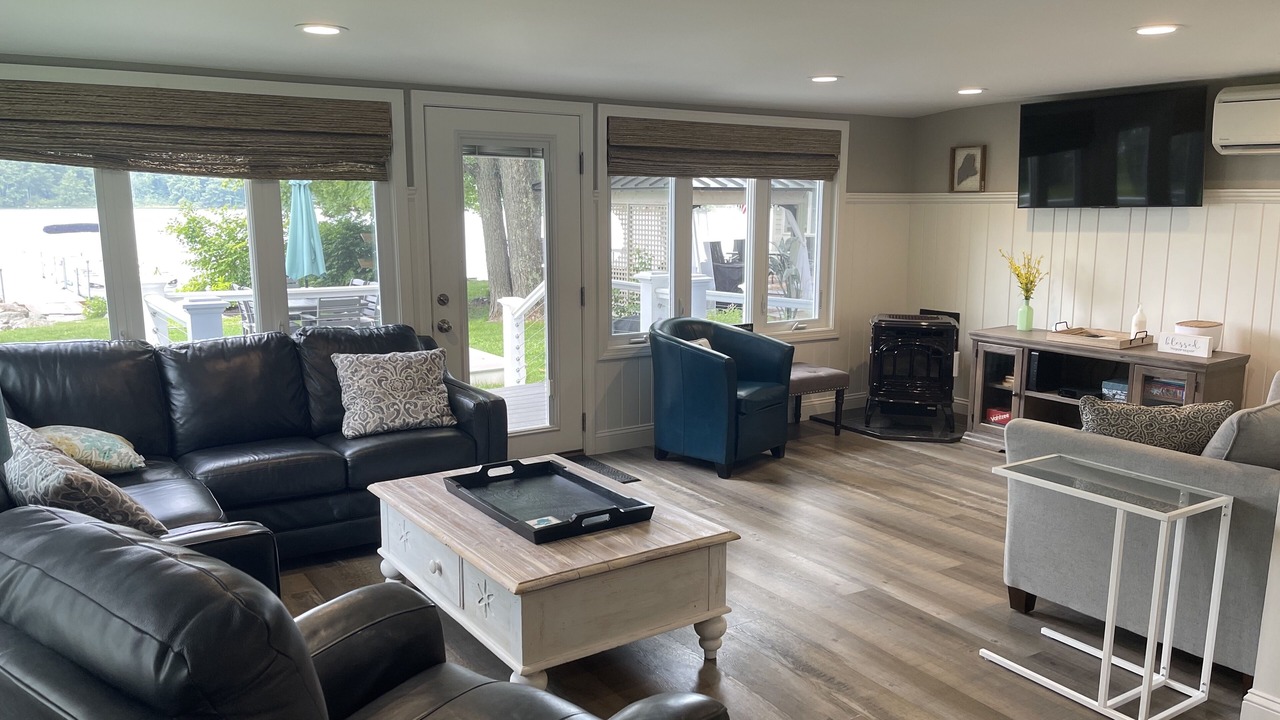 Photo of Livingroom in Raymond