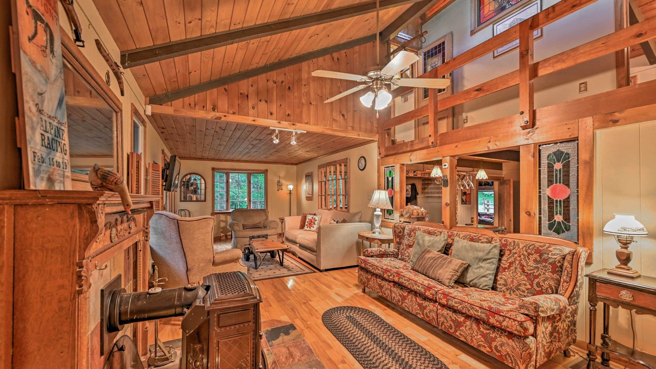 Photo of Livingroom in Jay