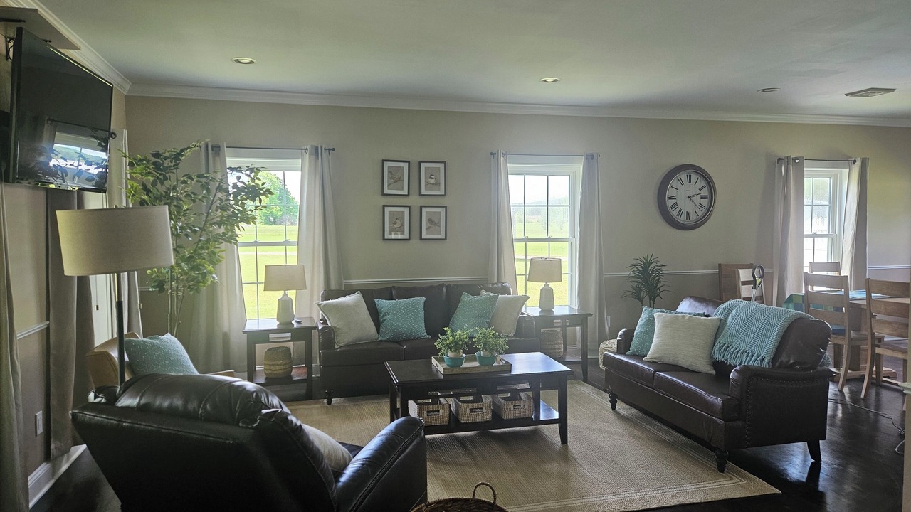 Photo of Livingroom in Cooperstown