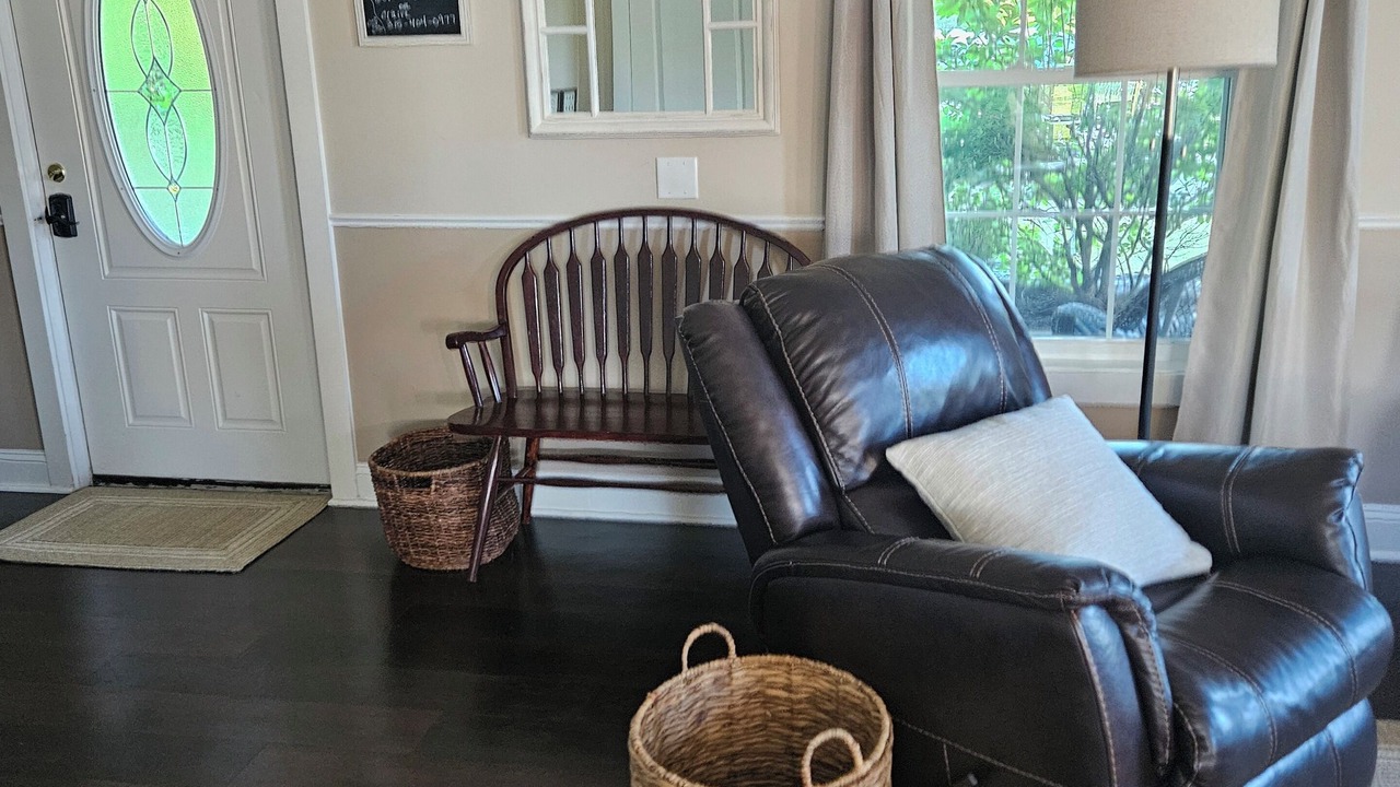 Photo of Livingroom in Cooperstown
