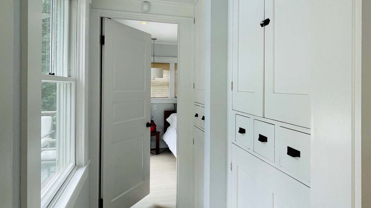 Photo of Bedroom in Wainscott