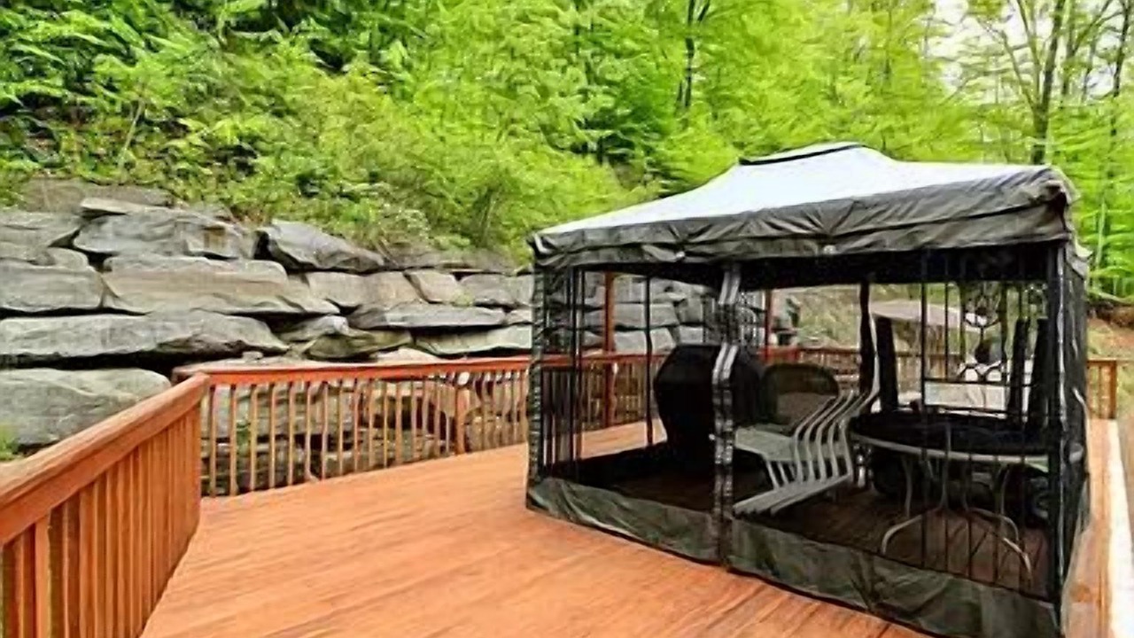 Photo of Patio Balcony in Hancock