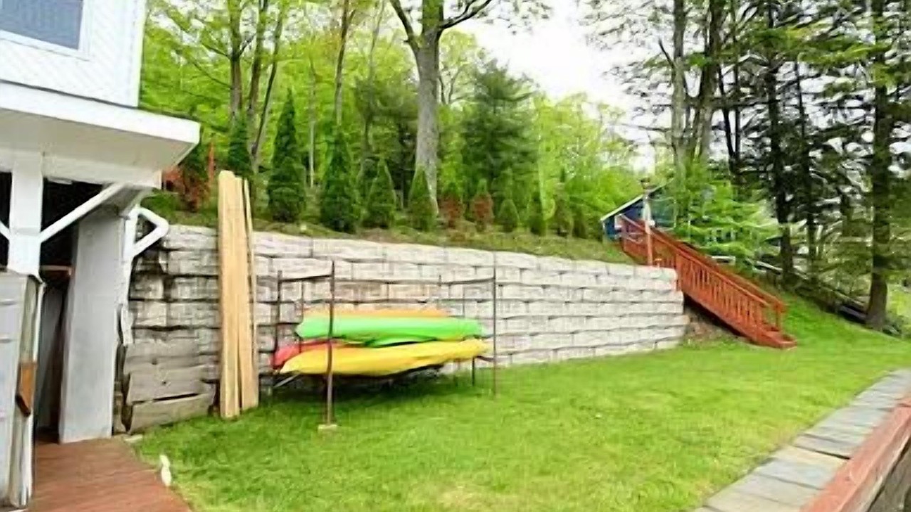 Photo of Outdoor in Hancock