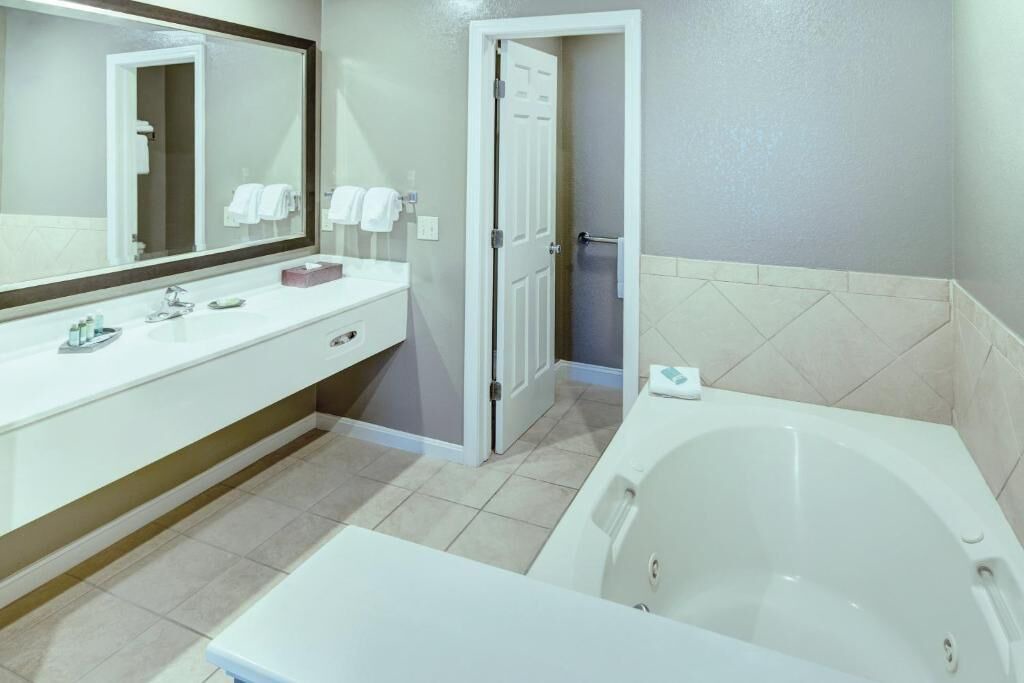 Photo of Bathroom in Hancock