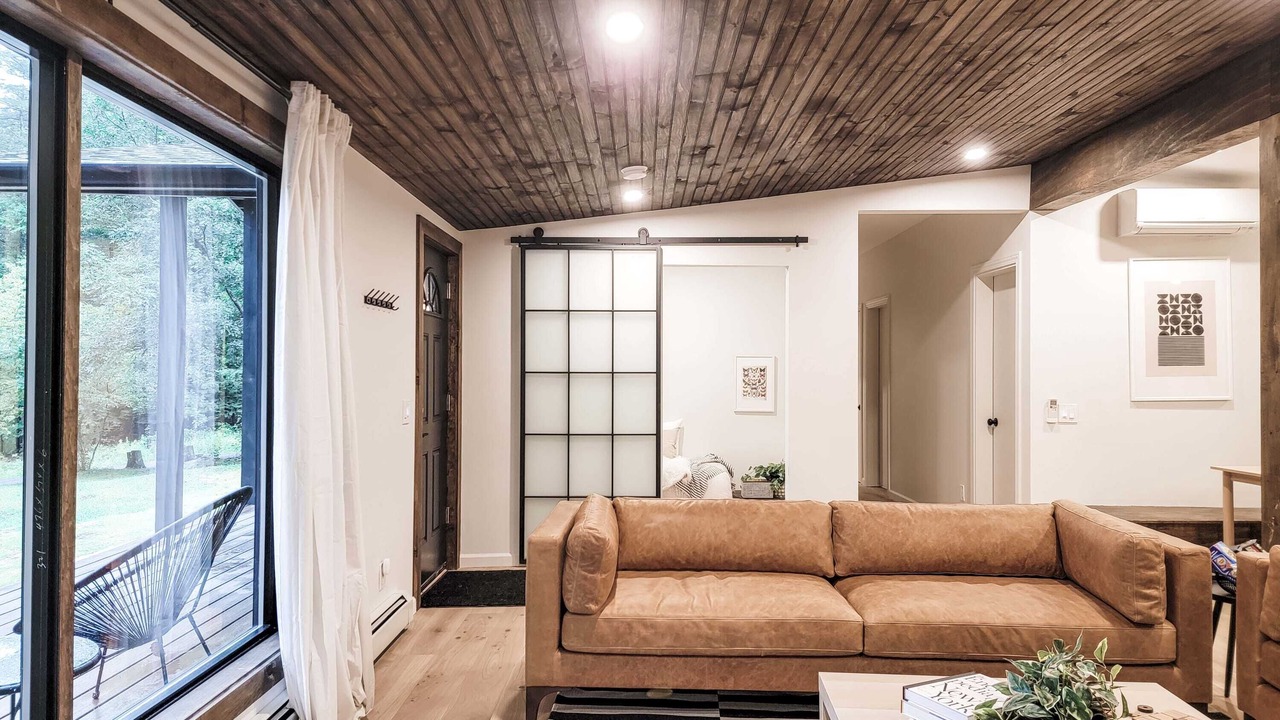 Photo of Livingroom in Chichester