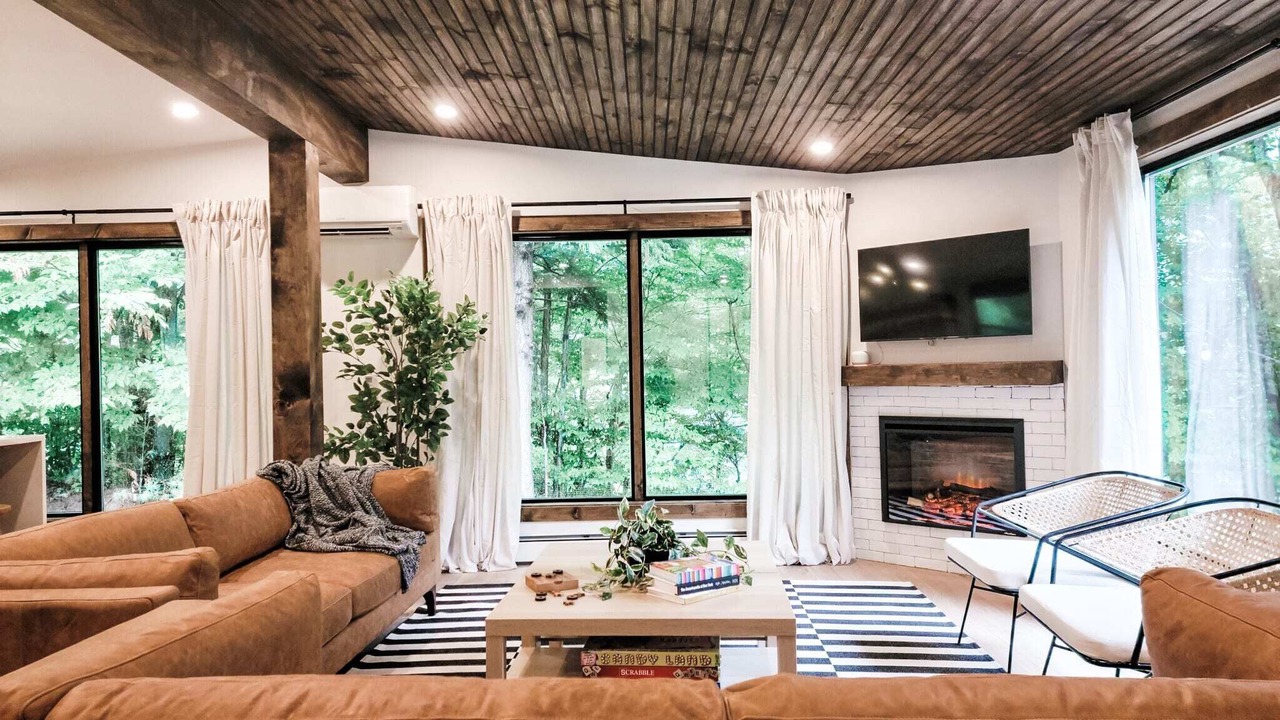 Photo of Livingroom in Chichester