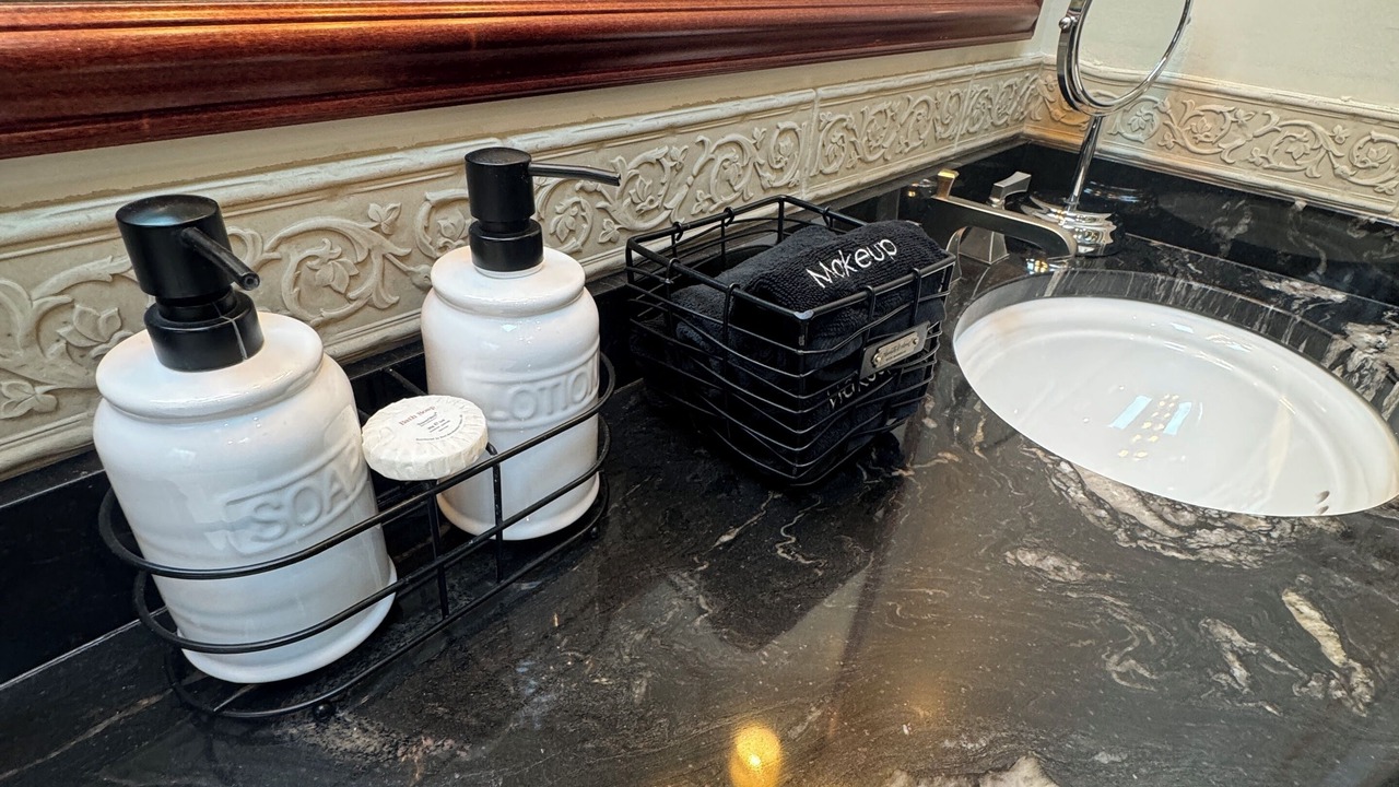 Photo of Bathroom in Williamsville