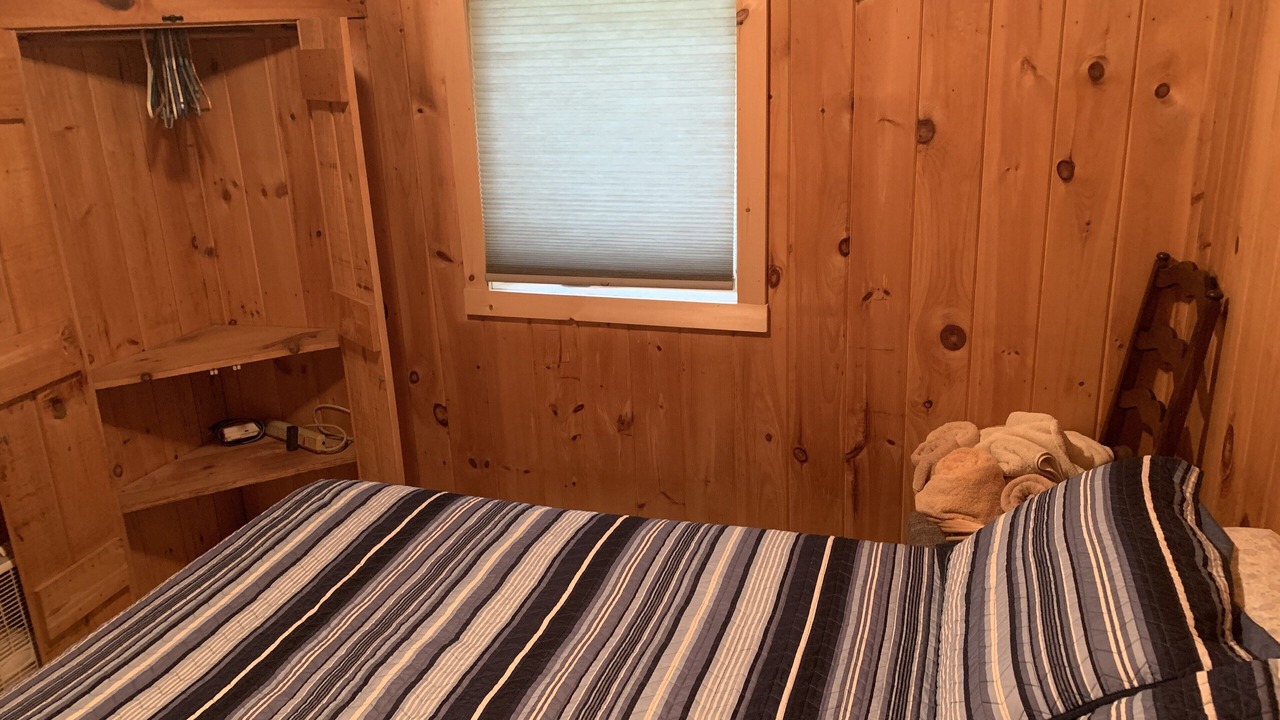 Photo of Bedroom in Lunenburg