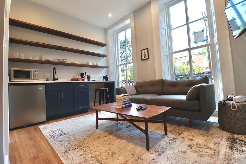 Photo of Livingroom in Old Town Alexandria
