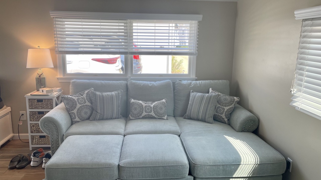 Photo of Livingroom in Ocean Beach III