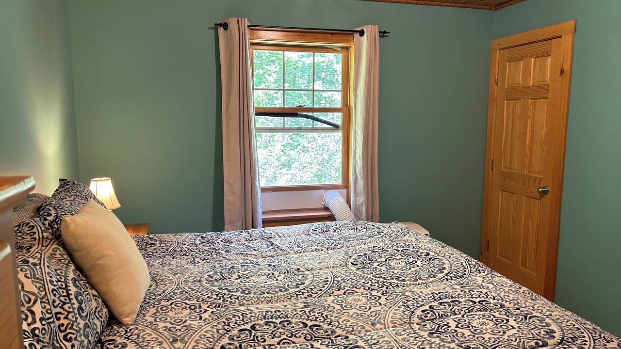Photo of Bedroom in Bethel