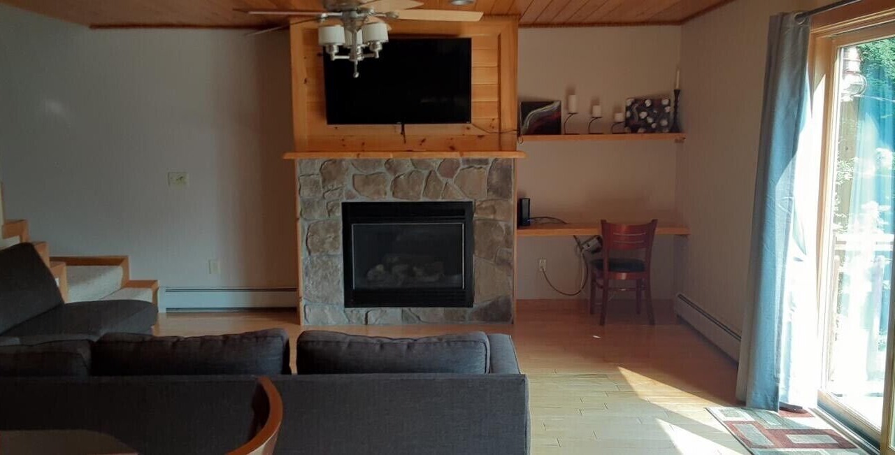 Photo of Livingroom in Bethel